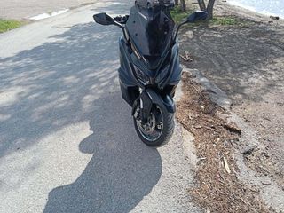 Kymco AK 550 2018 ΔΕΚΤΕΣ ΑΝΤΑΛΛΑΓΕΣ  ΜΕ ΟΤΙ ΚΙΝΗΣΗ ΤΟ ΕΝΔΙΑΦΕΡΟΝ-thumb-3