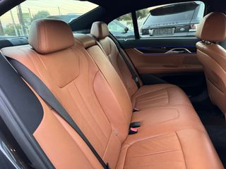 Bmw 740 2017 M PACKET HEAD UP SOFT CLOSE SUNROOF LASER FULL EXTRA-thumb-28