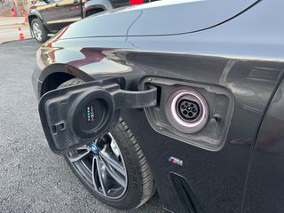 Bmw 740 2017 M PACKET HEAD UP SOFT CLOSE SUNROOF LASER FULL EXTRA-thumb-32