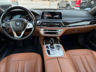 Bmw 740 2017 M PACKET HEAD UP SOFT CLOSE SUNROOF LASER FULL EXTRA-thumb-8