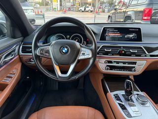 Bmw 740 2017 M PACKET HEAD UP SOFT CLOSE SUNROOF LASER FULL EXTRA-thumb-9