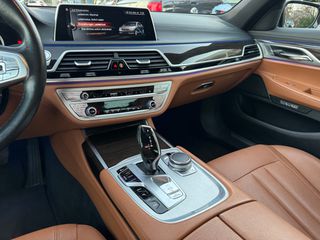 Bmw 740 2017 M PACKET HEAD UP SOFT CLOSE SUNROOF LASER FULL EXTRA-thumb-10