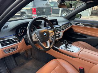Bmw 740 2017 M PACKET HEAD UP SOFT CLOSE SUNROOF LASER FULL EXTRA-thumb-14