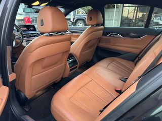 Bmw 740 2017 M PACKET HEAD UP SOFT CLOSE SUNROOF LASER FULL EXTRA-thumb-20