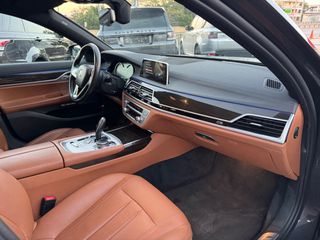 Bmw 740 2017 M PACKET HEAD UP SOFT CLOSE SUNROOF LASER FULL EXTRA-thumb-24