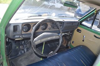 Nissan Datsun 1975-thumb-10