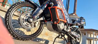 KTM 990 Adventure 2007-thumb-23