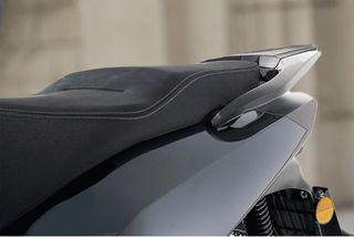Letbe 2025 VELOCITY 125 ABS ΔΩΡΟ ΒΑΛΙΤΣΑ SHAD SH33-thumb-15