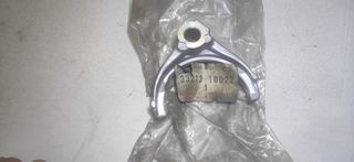 TOYOTA	ΦΟΥΡΚΕΤΑ ΣΑΣΜΑΝ 3ης , 4ης	33213-10022	AVENSIS, CARINA, CARINA E, CELICA, CORONA