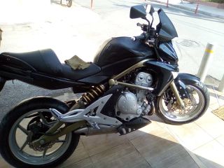 Kawasaki ER - 6 N 2008