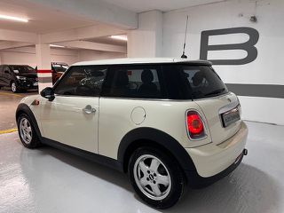 Mini ONE 2010 one-thumb-2