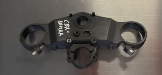 Τιμονόπλακα HONDA CBR-1000RR 04/07 SC57