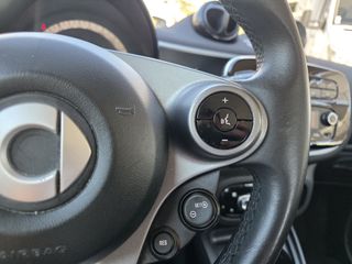 Smart ForTwo 2016-thumb-13