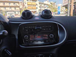 Smart ForTwo 2016-thumb-16