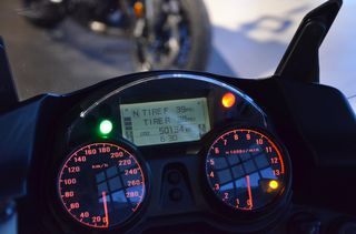 Kawasaki GTR 1400 2009-thumb-6