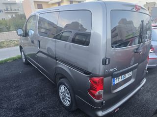 Nissan Evalia 2011 NV 200-thumb-1