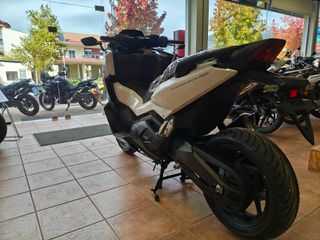 Honda Forza 750 2026 2026 !!! PEARL GLARE WHITE !!!!-thumb-4