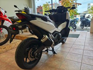 Honda Forza 750 2026 2026 !!! PEARL GLARE WHITE !!!!-thumb-6