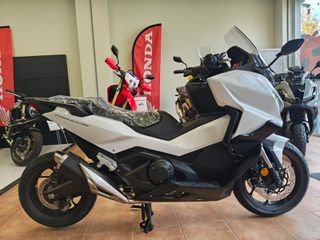 Honda Forza 750 2026 2026 !!! PEARL GLARE WHITE !!!!-thumb-7