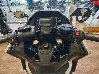 Honda Forza 750 2026 2026 !!! PEARL GLARE WHITE !!!!-thumb-10