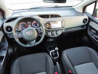 Toyota Yaris 2018 1.0 FULL EXTRA!!!-thumb-9