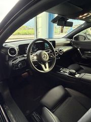Mercedes-Benz A 180 2019 a180-thumb-11
