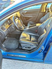 Volvo S60 2015-thumb-9