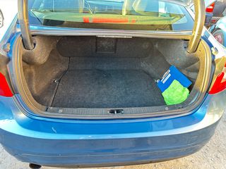 Volvo S60 2015-thumb-11
