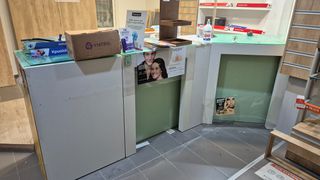 Έπιπλα και Εξοπλισμός Φαρμακείου-thumb-15