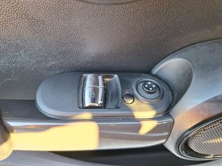 Mini Cooper 2017 Diesel-thumb-26