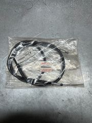 Suzuki UE125/UE150 2001, Ντίζα πίσω φρένου