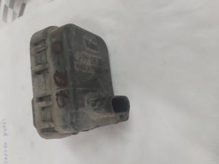 Toyota  Yaris  01  Μοτερ  φαναριων-thumb-1