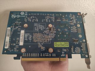 Gigabyte graphics card-thumb-2