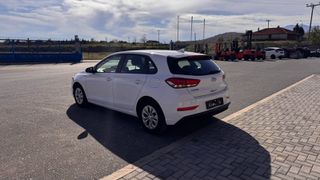 Hyundai i 30 2023-thumb-2