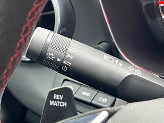 Chevrolet Camaro 2017 ZL1-thumb-26
