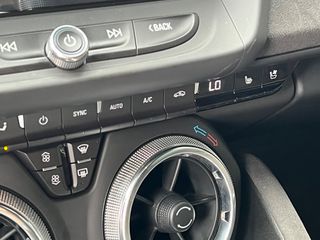 Chevrolet Camaro 2017 ZL1-thumb-32