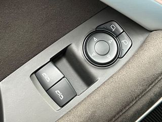 Chevrolet Camaro 2017 ZL1-thumb-24