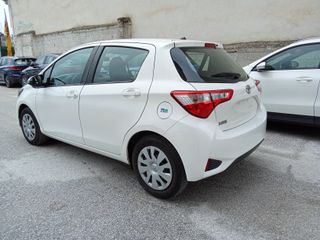 Toyota Yaris 2020 1.5 LIVE-thumb-2