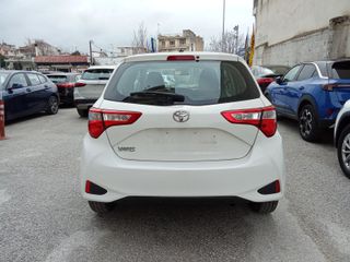 Toyota Yaris 2020 1.5 LIVE-thumb-3