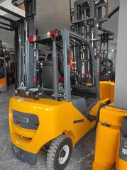 Κλαρκ 2025 DEUTRUCK TFG 2-thumb-1