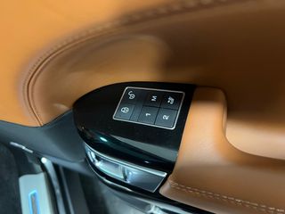 Land Rover Range Rover 2016 RANGE ROVER VOGUE AUTOBIOGRAPHY VIP LONG-thumb-19