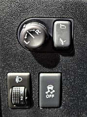 Nissan Qashqai 2012 4X4-CAMERA-BOOK SERVICE-thumb-17