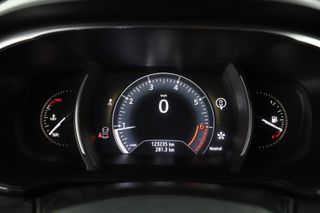 Renault Megane 2017-thumb-9