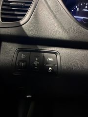 Hyundai i 20 2018 1.1 CRDI STYLE-thumb-25