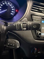 Hyundai i 20 2018 1.1 CRDI STYLE-thumb-27
