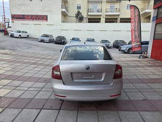 Skoda Octavia 2012 1.600 DIESEL-thumb-1