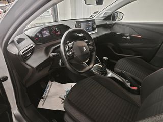 Peugeot 208 2022 DIESEL-thumb-4