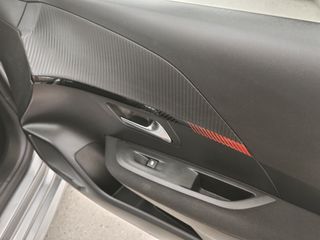 Peugeot 208 2022 DIESEL-thumb-13