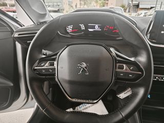 Peugeot 208 2022 DIESEL-thumb-14