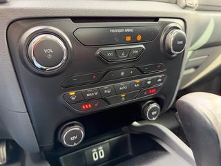 Ford Ranger 2017 3,2  DOUBLECAB LIMITED EDITION FULL EXTRA-thumb-25